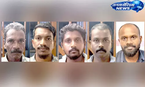 Kerala ; जासूसी के शक में अधेड़ की पीट-पीटकर हत्या, पांच आरोपी गिरफ्तार Kerala ; जासूसी के शक में अधेड़ की पीट-पीटकर हत्या, पांच आरोपी गिरफ्तार