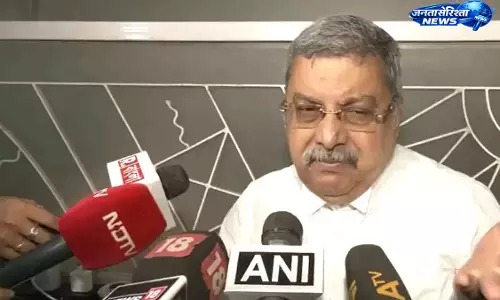 पश्चिम बंगाल विधानसभा चुनाव के बाद TMC में बगावत तेज़, कई विधायक और सांसद छोड़ रहे पार्टी पश्चिम बंगाल विधानसभा चुनाव के बाद TMC में बगावत तेज़, कई विधायक और सांसद छोड़ रहे पार्टी