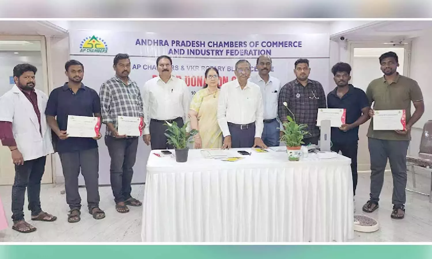 Andhra: AP चैंबर्स ने रक्तदान शिविर का आयोजन किया
