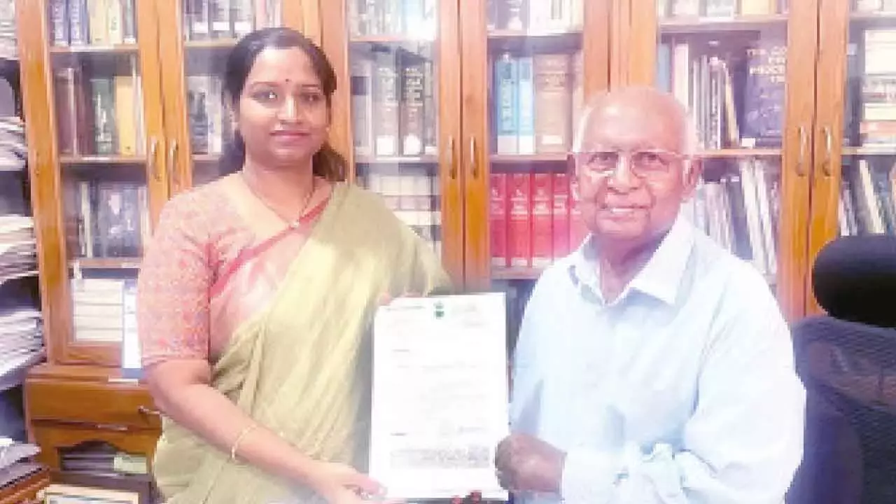Telangana: सांसद काव्या ने दलित ईसाइयों के लिए SC दर्जे की वकालत की Telangana: सांसद काव्या ने दलित ईसाइयों के लिए SC दर्जे की वकालत की