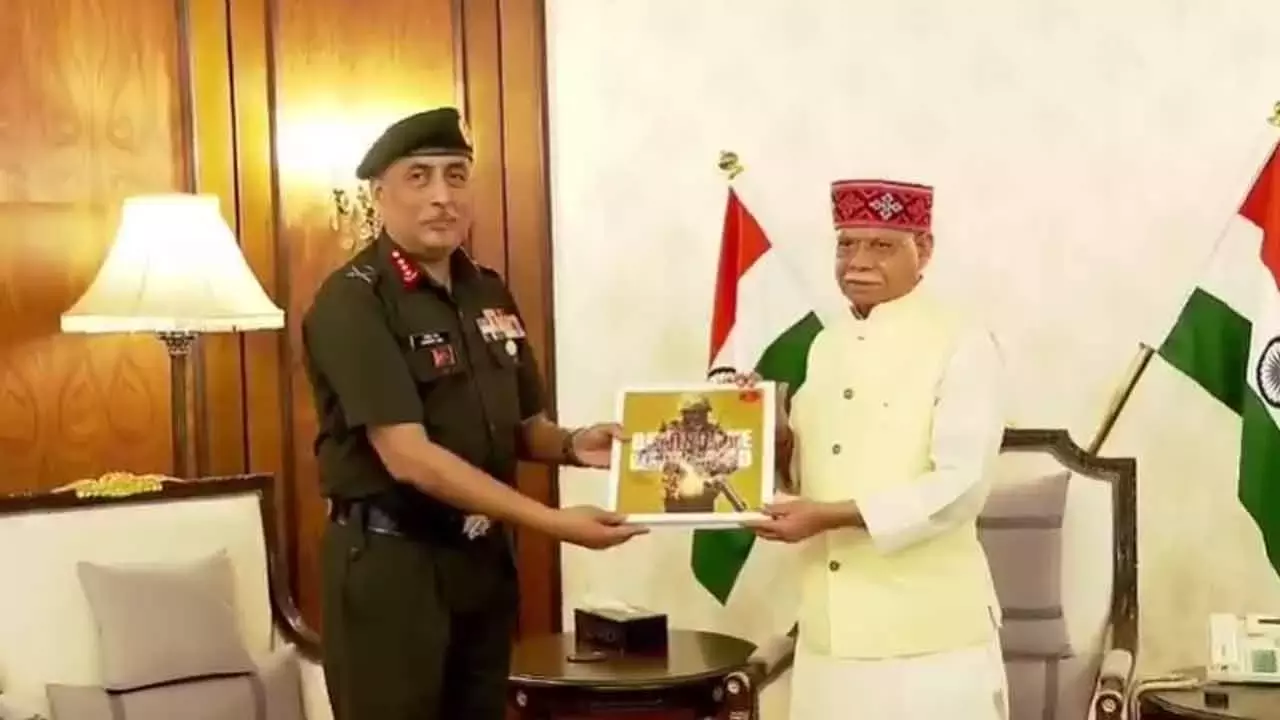 Telangana: सदर्न कमांड के प्रमुख ने तेलंगाना के राज्यपाल से मुलाकात की Telangana: सदर्न कमांड के प्रमुख ने तेलंगाना के राज्यपाल से मुलाकात की