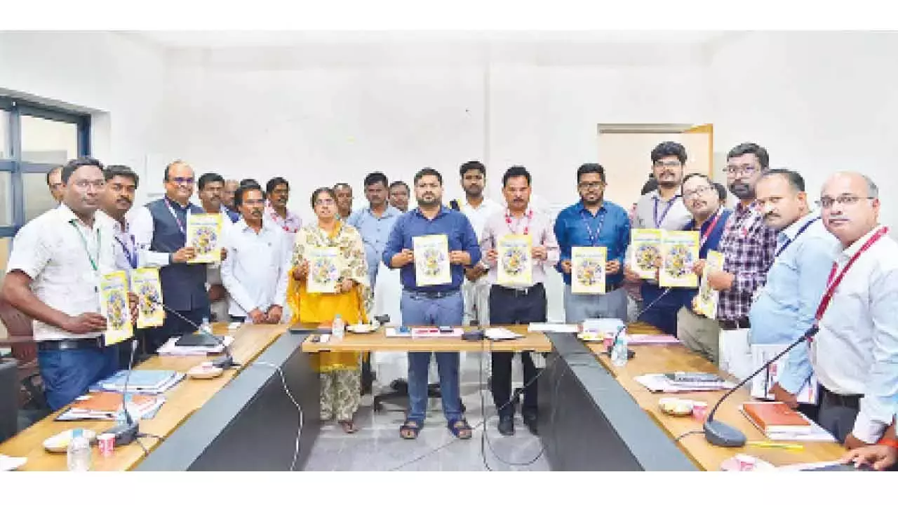 Telangana: जिले के विकास को गति देने के लिए 9,768 करोड़ रुपये की वार्षिक ऋण योजना Telangana: जिले के विकास को गति देने के लिए 9,768 करोड़ रुपये की वार्षिक ऋण योजना