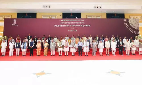बस्तर में दूध, खेतों तक पानी, युवाओं को काम और गांवों को नई पहचान देने की तैयारी बस्तर में दूध, खेतों तक पानी, युवाओं को काम और गांवों को नई पहचान देने की तैयारी