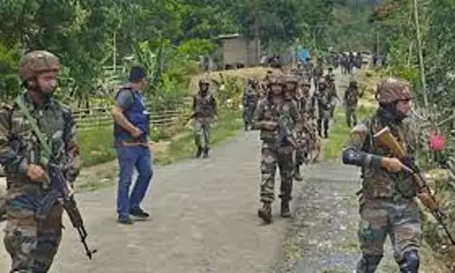 Manipur: सुरक्षा बलों ने उखरुल में 16 बंकर तोड़े, हथियार जब्त Manipur: सुरक्षा बलों ने उखरुल में 16 बंकर तोड़े, हथियार जब्त