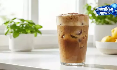 डायटीशियन ने बताया Cold Coffee का असली असर