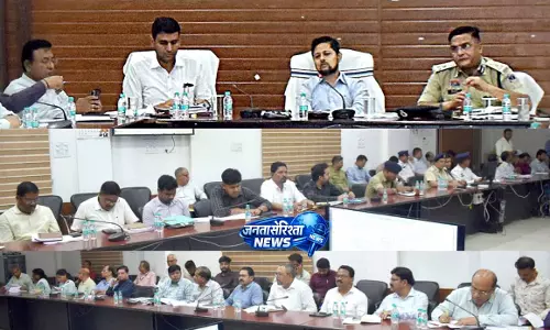 यातायात व्यवस्थाओं में सुधार एवं सड़क दुर्घनाओं के रोकथाम को लेकर जिला सड़क सुरक्षा समिति की बैठक संपन्न यातायात व्यवस्थाओं में सुधार एवं सड़क दुर्घनाओं के रोकथाम को लेकर जिला सड़क सुरक्षा समिति की बैठक संपन्न