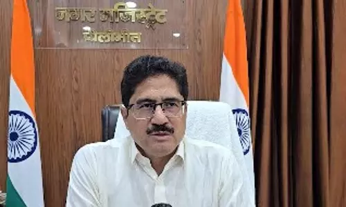 उत्तर प्रदेश: अवैध कॉलोनियों पर प्रशासन का एक्शन, पीलीभीत में चला बुलडोजर उत्तर प्रदेश: अवैध कॉलोनियों पर प्रशासन का एक्शन, पीलीभीत में चला बुलडोजर