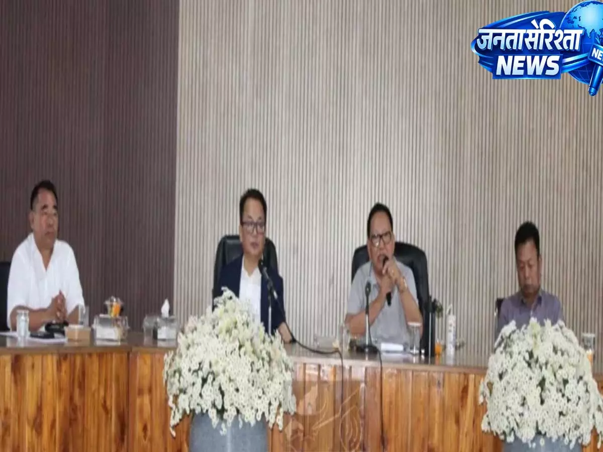 DIMAPUR: पर्यावरण संरक्षण की दिशा में कदम, पेरेन DPDB ने प्लास्टिक बैन किया लागू DIMAPUR: पर्यावरण संरक्षण की दिशा में कदम, पेरेन DPDB ने प्लास्टिक बैन किया लागू