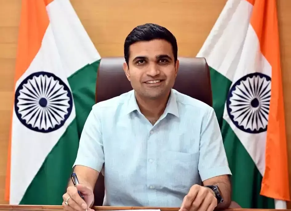 Hisar: बिजली की बचत से आर्थिक और पर्यावरणीय लाभ : विक्रम सिंह Hisar: बिजली की बचत से आर्थिक और पर्यावरणीय लाभ : विक्रम सिंह