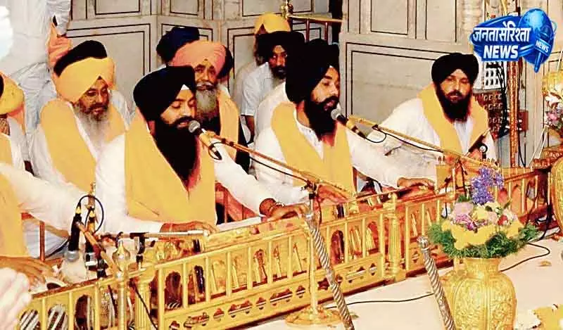 Chandigarh गुरबानी चैनल को लेकर विवाद के बीच SGPC को मुफ्त ऑफर Chandigarh गुरबानी चैनल को लेकर विवाद के बीच SGPC को मुफ्त ऑफर