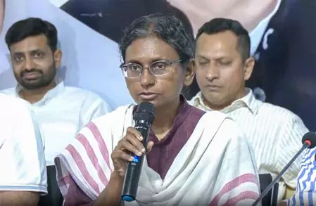 राज्यसभा चुनाव में मीनाक्षी नटराजन के नामांकन रद्द मामले पर सुप्रीम कोर्ट 12 जून को करेगा सुनवाई राज्यसभा चुनाव में मीनाक्षी नटराजन के नामांकन रद्द मामले पर सुप्रीम कोर्ट 12 जून को करेगा सुनवाई