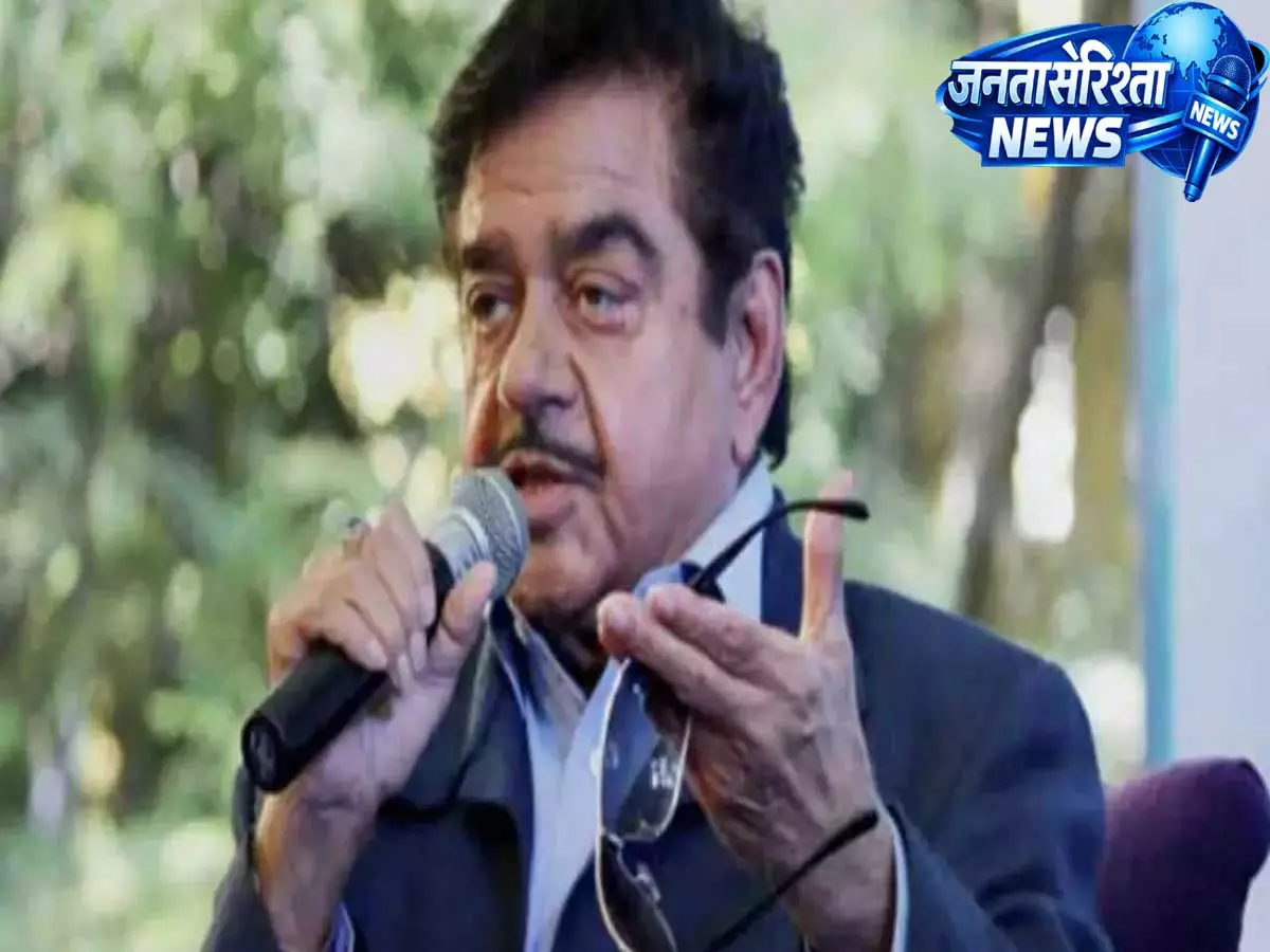 Shatrughan Sinha के बयान से सियासी हलचल, ममता बनर्जी से दूरी के संकेत Shatrughan Sinha के बयान से सियासी हलचल, ममता बनर्जी से दूरी के संकेत