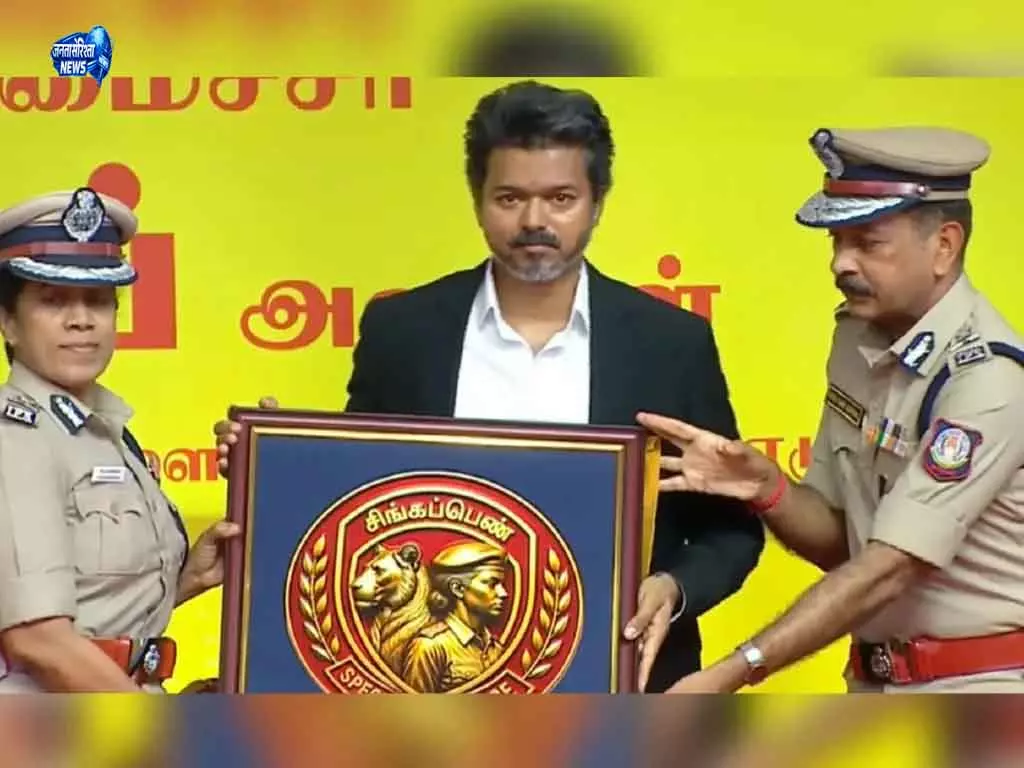 Chennai ‘सिंगापेन’ स्पेशल टास्क फोर्स ने पूरे शहर में गश्त बढ़ाई Chennai ‘सिंगापेन’ स्पेशल टास्क फोर्स ने पूरे शहर में गश्त बढ़ाई