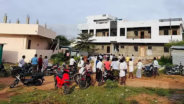 Koppal: महिला की हत्या कर शव जलाया, पुलिस ने मामला दर्ज कर जांच शुरू की Koppal: महिला की हत्या कर शव जलाया, पुलिस ने मामला दर्ज कर जांच शुरू की
