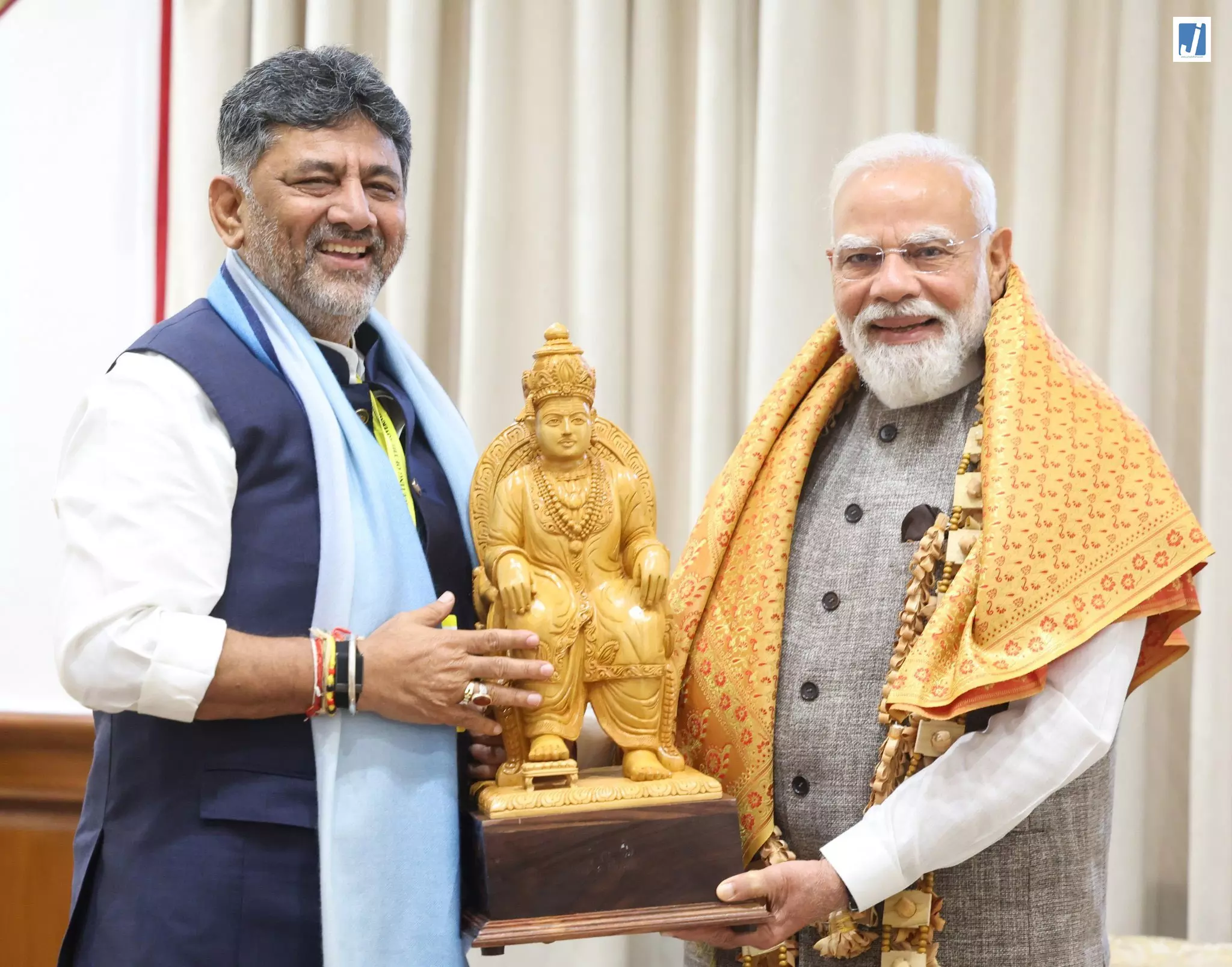 दिल्ली में पीएम मोदी से मिले डीके शिवकुमार दिल्ली में पीएम मोदी से मिले डीके शिवकुमार