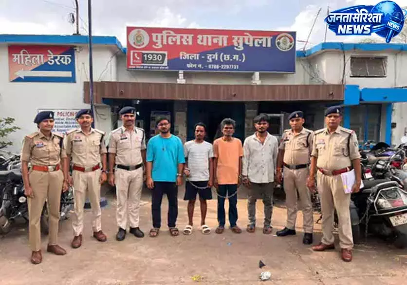 लाखों की चोरी का खुलासा, अंतरराज्यीय गिरोह के सरगना समेत 6 आरोपी गिरफ्तार लाखों की चोरी का खुलासा, अंतरराज्यीय गिरोह के सरगना समेत 6 आरोपी गिरफ्तार