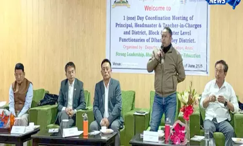 Anini: DC ने स्कूलों से बेहतर प्रदर्शन के लिए प्रयास तेज करने को कहा Anini: DC ने स्कूलों से बेहतर प्रदर्शन के लिए प्रयास तेज करने को कहा