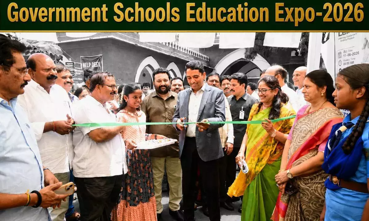 सरकारी स्कूल बेहतर नतीजे देने के लिए तैयार: NTR ज़िला कलेक्टर सरकारी स्कूल बेहतर नतीजे देने के लिए तैयार: NTR ज़िला कलेक्टर