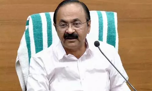 केरल: सतीशन सरकार ने किया बड़ा फेरबदल, 30 आईपीएस अधिकारियों का तबादला