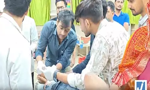 फोन पर हुआ झगड़ा, युवक ने युवती को गोली मारकर किया घायल, प्रेम प्रसंग के एंगल से जांच में जुटी पुलिस फोन पर हुआ झगड़ा, युवक ने युवती को गोली मारकर किया घायल, प्रेम प्रसंग के एंगल से जांच में जुटी पुलिस