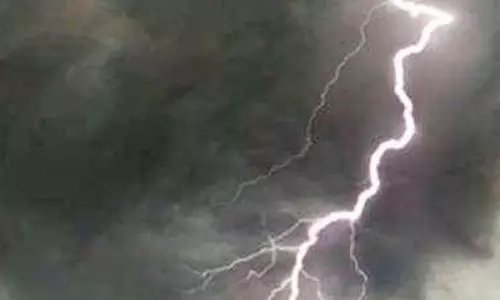 तालाब में मनरेगा काम कर रहे थे ग्रामीण, गाज गिरने से 3 की मौत
