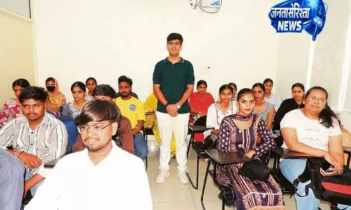 Yamunanagar के हारट्रोन स्किल सेंटर में एआई सेमिनार आयोजित हुआ Yamunanagar के हारट्रोन स्किल सेंटर में एआई सेमिनार आयोजित हुआ