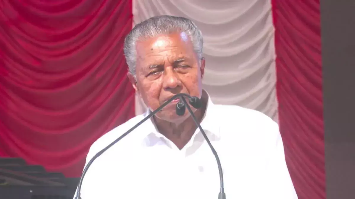 Kerala सरकार और गवर्नर RSS के अधीन हैं: पिनाराई विजयन Kerala सरकार और गवर्नर RSS के अधीन हैं: पिनाराई विजयन