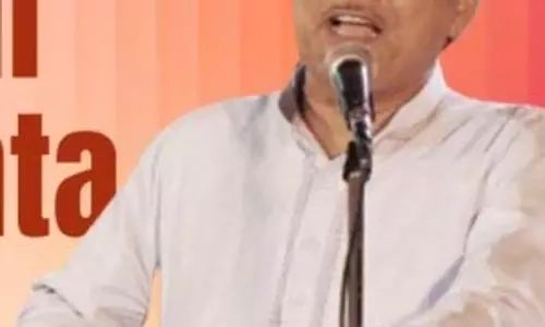 असम के मुख्यमंत्री ने ‘बिहू के राजा’ खगेन महंत को उनकी पुण्यतिथि पर दी श्रद्धांजलि असम के मुख्यमंत्री ने ‘बिहू के राजा’ खगेन महंत को उनकी पुण्यतिथि पर दी श्रद्धांजलि