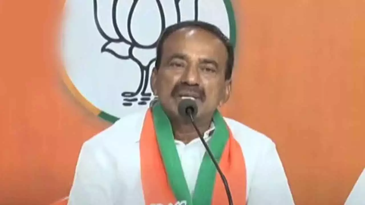 Telangana: एटाला ने पीएम मोदी के ऐतिहासिक शासन की सराहना की Telangana: एटाला ने पीएम मोदी के ऐतिहासिक शासन की सराहना की