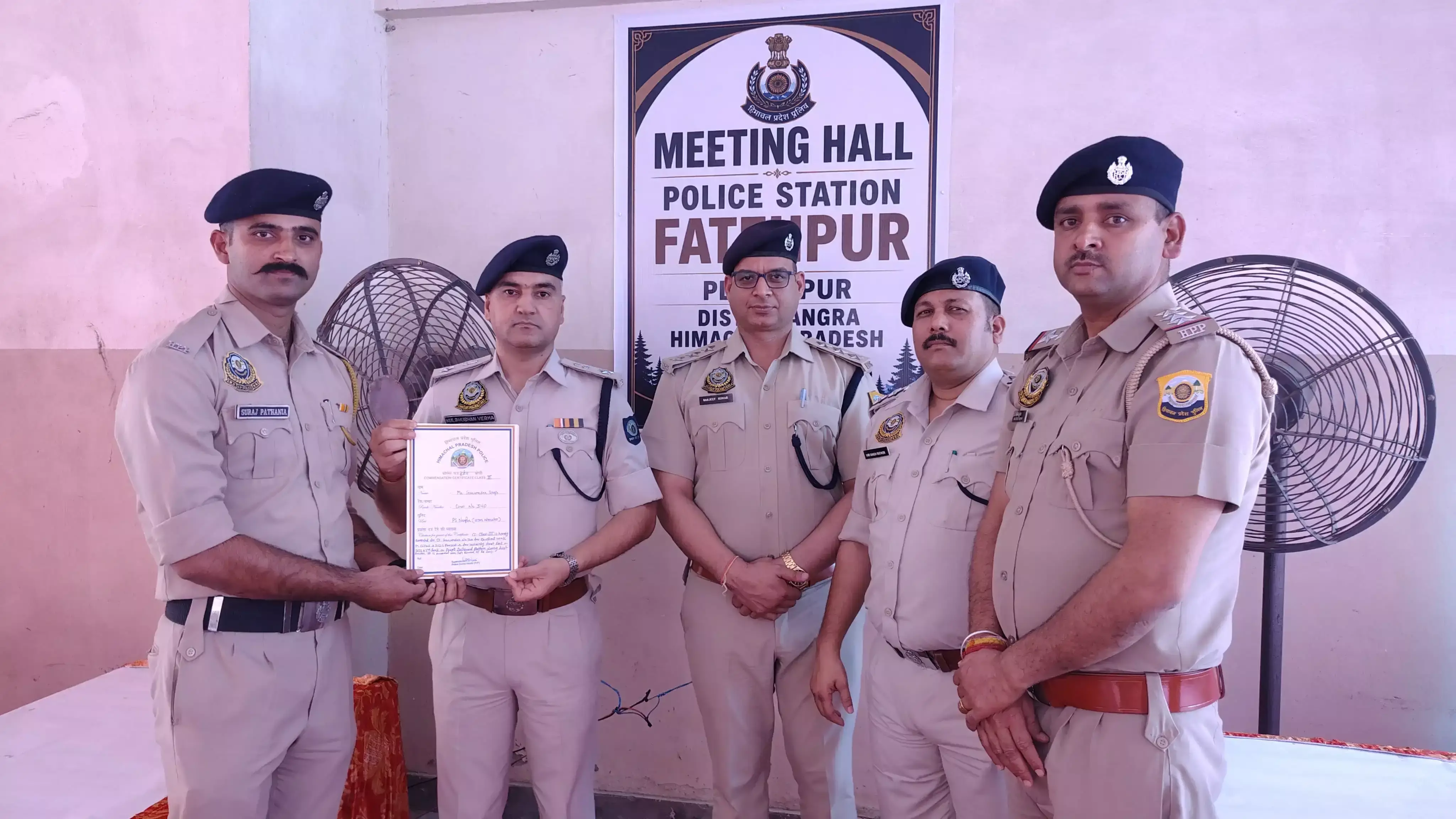 Dharamshala: अपराध नियंत्रण को लेकर एसपी नूरपुर की समीक्षा बैठक, दिए सख्त निर्देश Dharamshala: अपराध नियंत्रण को लेकर एसपी नूरपुर की समीक्षा बैठक, दिए सख्त निर्देश