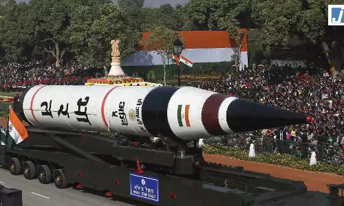 भारत ने बढ़ाया परमाणु हथियार, पूरे पाकिस्तान में हड़कंप, बेहद डरा हुआ बयान आया भारत ने बढ़ाया परमाणु हथियार, पूरे पाकिस्तान में हड़कंप, बेहद डरा हुआ बयान आया