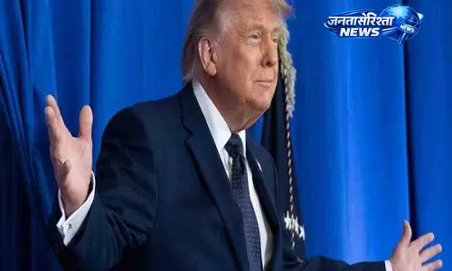 Trump ने वैश्विक तेल कीमतों में भारी गिरावट का अनुमान जताया Trump ने वैश्विक तेल कीमतों में भारी गिरावट का अनुमान जताया