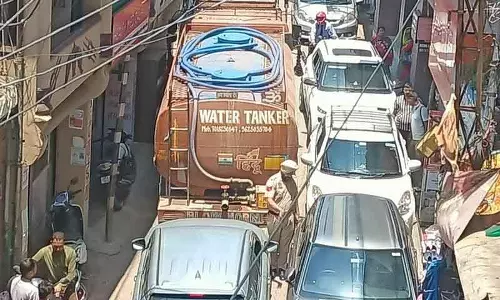 Himachal: सोलन में लू के कारण पानी के स्रोत सूखे Himachal: सोलन में लू के कारण पानी के स्रोत सूखे