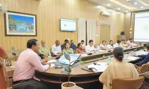 Dehradun: निर्वाचन अधिकारी ने फॉर्म वितरण कार्य में तेजी लाने के दिए निर्देश Dehradun: निर्वाचन अधिकारी ने फॉर्म वितरण कार्य में तेजी लाने के दिए निर्देश