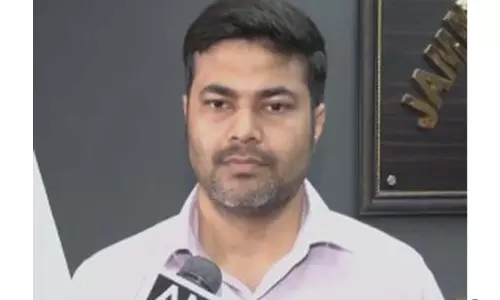 जम्मू में नागरिक सेवाएं सुधारने के लिए AI कैमरे और पॉटहोल मशीन तैनात जम्मू में नागरिक सेवाएं सुधारने के लिए AI कैमरे और पॉटहोल मशीन तैनात