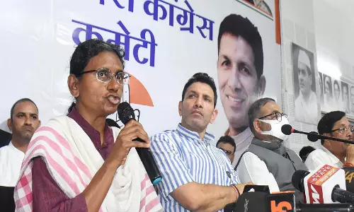 मीनाक्षी नटराजन नामांकन खारिज पर Congress का हमला, बीजेपी और चुनाव आयोग पर आरोप मीनाक्षी नटराजन नामांकन खारिज पर Congress का हमला, बीजेपी और चुनाव आयोग पर आरोप