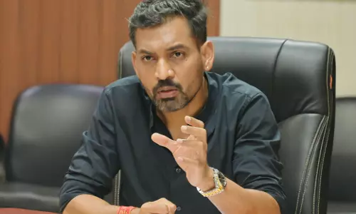 Dehradun: यूकेएसएसएससी परीक्षा व्यवस्था पर डीएम का सख्त रुख Dehradun: यूकेएसएसएससी परीक्षा व्यवस्था पर डीएम का सख्त रुख