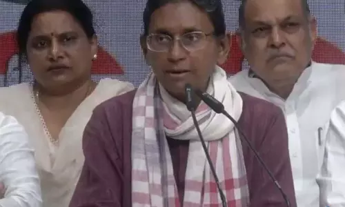 Meenakshi Natarajan ने फॉर्म 26 विवाद पर दी सफाई Meenakshi Natarajan ने फॉर्म 26 विवाद पर दी सफाई