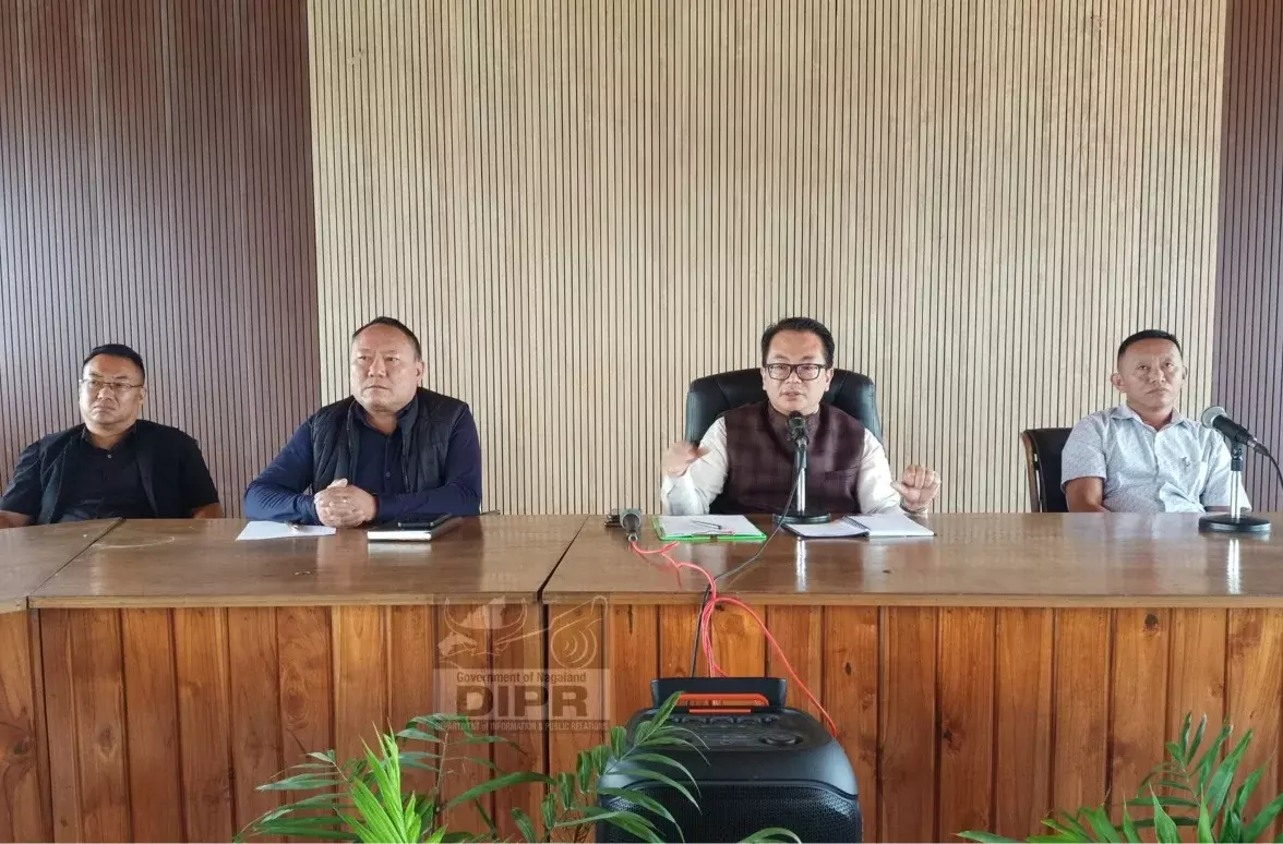 पेरेन में जनगणना 2027 के बारे में जागरूकता बैठक आयोजित की गई