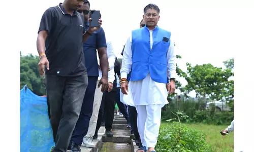 Assam के मंत्री पीयूष हजारिका ने डिमोरिया में मलोइबारी विद्युत लिफ्ट सिंचाई योजना का निरीक्षण किया Assam के मंत्री पीयूष हजारिका ने डिमोरिया में मलोइबारी विद्युत लिफ्ट सिंचाई योजना का निरीक्षण किया