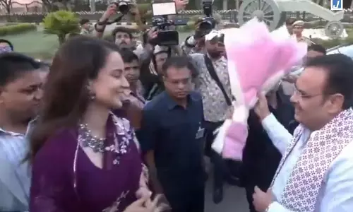 मुख्यमंत्री भजनलाल शर्मा ने देखी फिल्म ‘भारत भाग्य विधाता’, कलाकारों और निर्माताओं की सराहना की मुख्यमंत्री भजनलाल शर्मा ने देखी फिल्म ‘भारत भाग्य विधाता’, कलाकारों और निर्माताओं की सराहना की