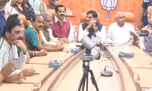 भोपाल में बीजेपी का विजय उत्सव, मुख्यमंत्री मोहन यादव ने राज्यसभा सांसदों का किया सम्मान भोपाल में बीजेपी का विजय उत्सव, मुख्यमंत्री मोहन यादव ने राज्यसभा सांसदों का किया सम्मान