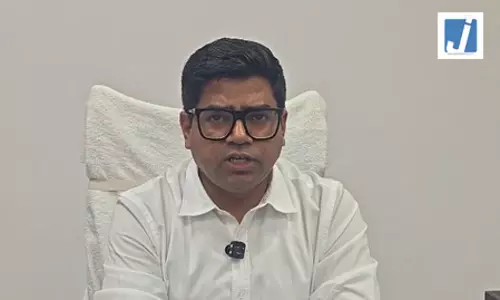 उन्नाव घोटाला मामले में दो कर्मचारी गिरफ्तार, डीएम ने कहा- दोषी बख्शे नहीं जाएंगे उन्नाव घोटाला मामले में दो कर्मचारी गिरफ्तार, डीएम ने कहा- दोषी बख्शे नहीं जाएंगे