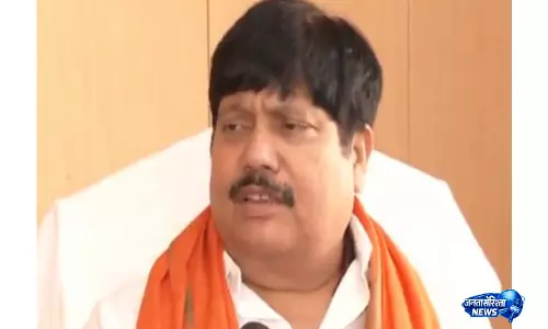 कल्याण बनर्जी के अल्टीमेटम पर अर्जुन सिंह का तंज, बोले- BJP उन्हें गंभीरता से नहीं लेती कल्याण बनर्जी के अल्टीमेटम पर अर्जुन सिंह का तंज, बोले- BJP उन्हें गंभीरता से नहीं लेती