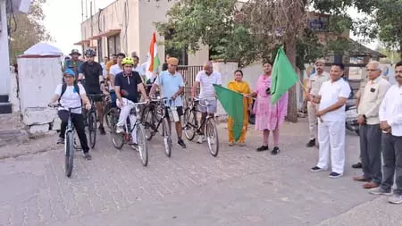 राजस्थानः सीकर में विश्व बाल श्रम निषेध दिवस पर निकाली साइकिल जन जागरूकता रैली राजस्थानः सीकर में विश्व बाल श्रम निषेध दिवस पर निकाली साइकिल जन जागरूकता रैली