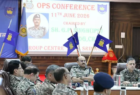 Srinagar: अमरनाथ यात्रा सुरक्षा को लेकर सीआरपीएफ प्रमुख ने पहले से तैयारी पर दिया जोर Srinagar: अमरनाथ यात्रा सुरक्षा को लेकर सीआरपीएफ प्रमुख ने पहले से तैयारी पर दिया जोर