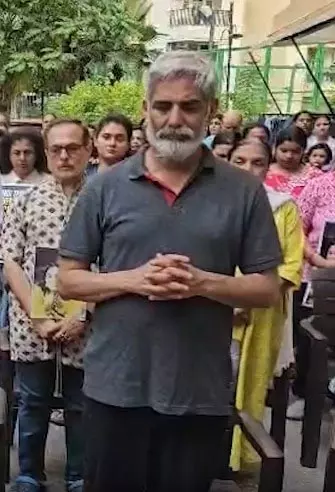 ट्विशा शर्मा केस: पिता ने कानूनी सहायता प्रणाली से जुड़े वकीलों की भूमिका की जांच की मांग की ट्विशा शर्मा केस: पिता ने कानूनी सहायता प्रणाली से जुड़े वकीलों की भूमिका की जांच की मांग की