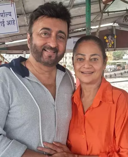 चितचोर की यादों में खोईं जरीना वहाब, मास्टर राजू संग तस्वीर साझा कर ताजा किए पुराने दिन चितचोर की यादों में खोईं जरीना वहाब, मास्टर राजू संग तस्वीर साझा कर ताजा किए पुराने दिन
