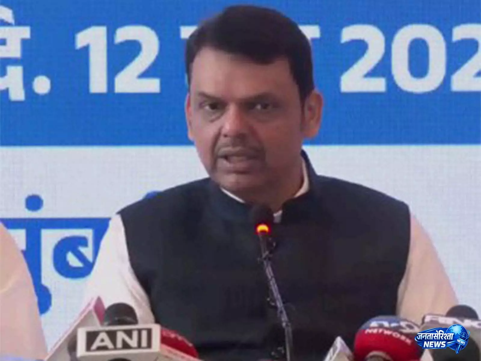 क्षेत्रीय दल कांग्रेस के साथ नहीं जाएंगे: Fadnavis क्षेत्रीय दल कांग्रेस के साथ नहीं जाएंगे: Fadnavis