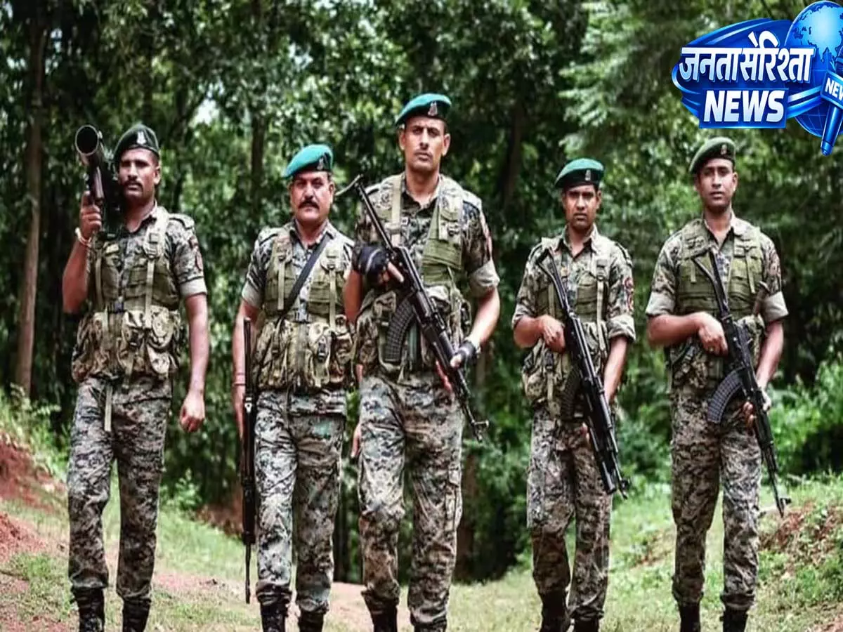 Manipur में सुरक्षा कड़ी, COBRA कमांडो की तैनाती का ऐलान Manipur में सुरक्षा कड़ी, COBRA कमांडो की तैनाती का ऐलान